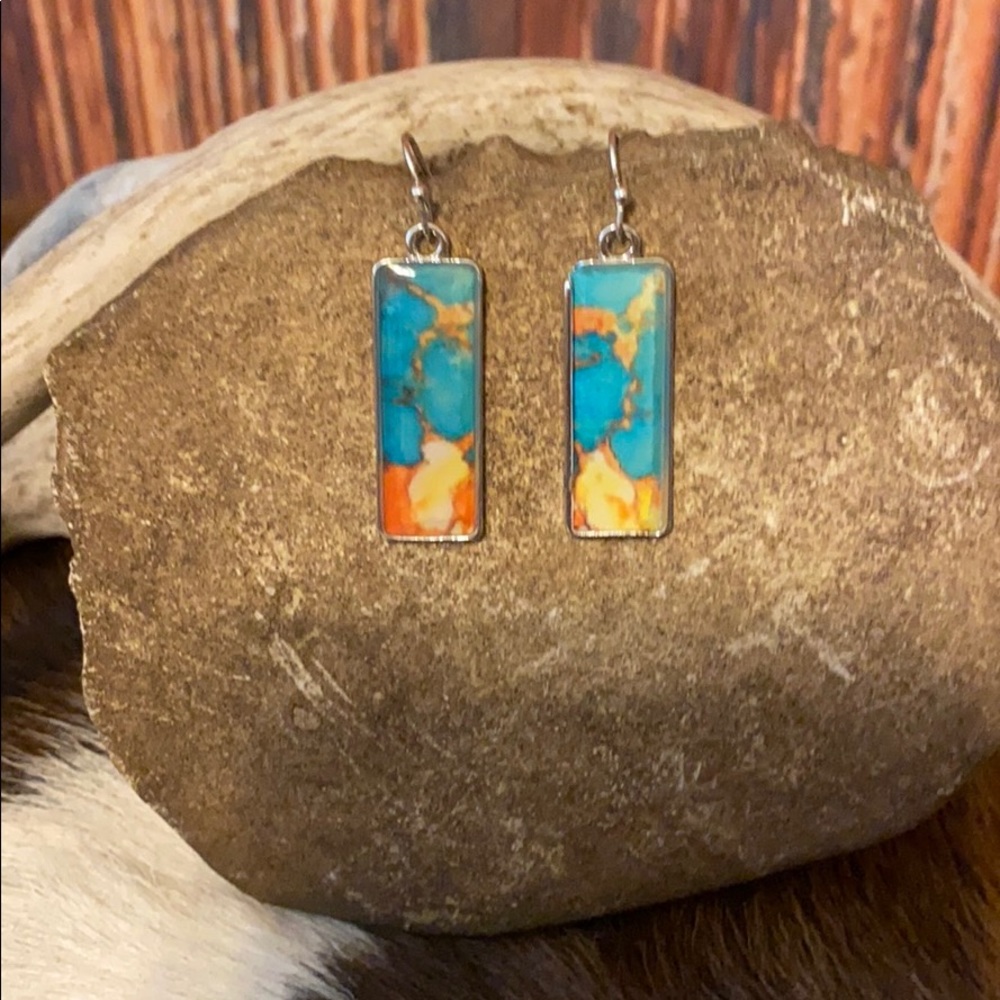FAUX STONE EARRINGS